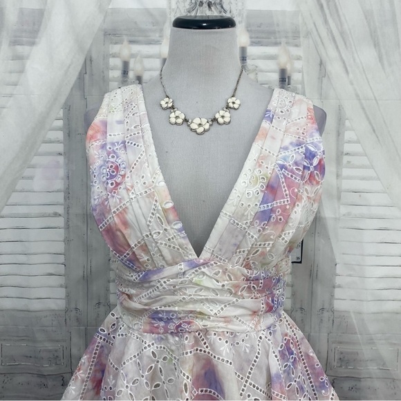 Gianni Bini White Purple Embroidered Plunge Deep V Neck Ruffle Tiered Dress NEW - Picture 3 of 12